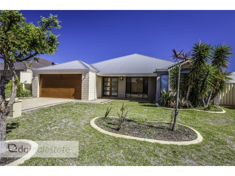 22 Crosthwait Circle, Tapping WA 6065