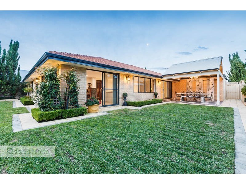 33 Limerick Crescent, Darch WA 6065