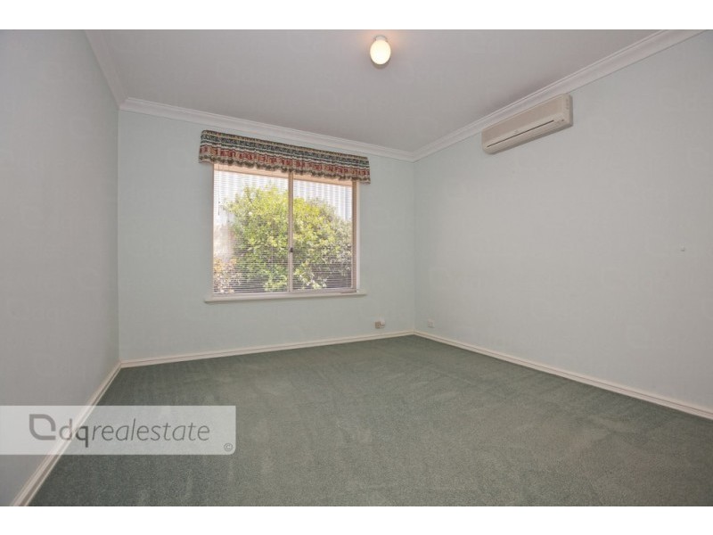 30 Goldfinch Loop, Woodvale WA 6026