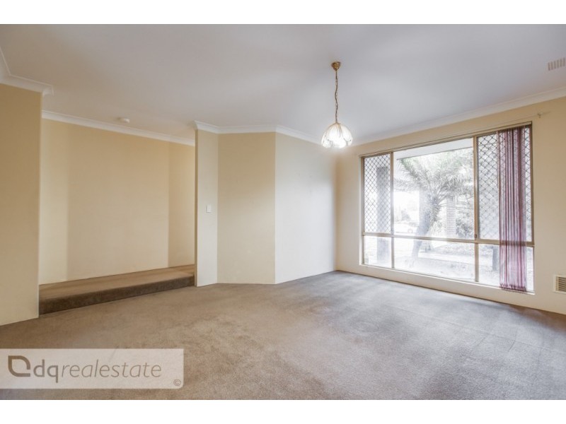 9B Dean Grove, Woodvale WA 6026