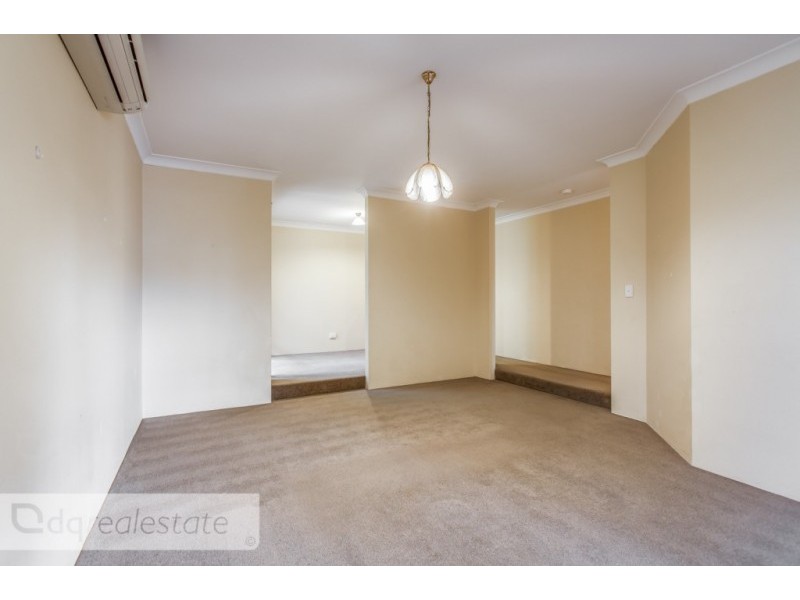 9B Dean Grove, Woodvale WA 6026