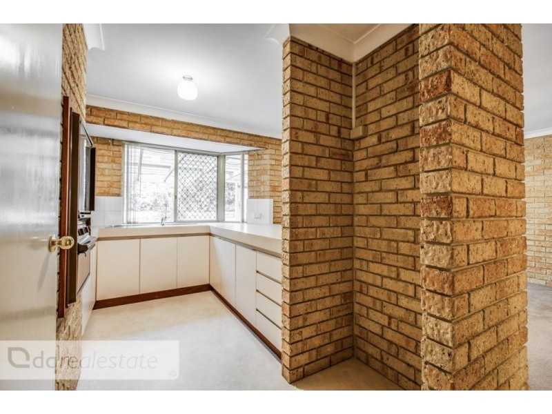 9B Dean Grove, Woodvale WA 6026