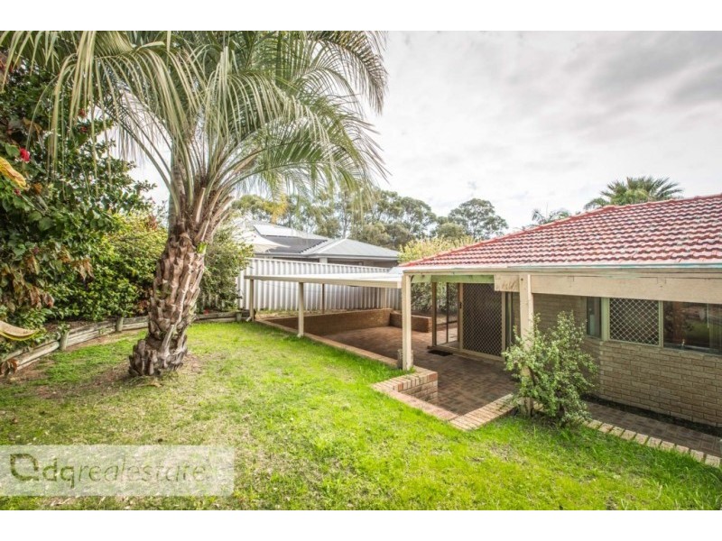 9B Dean Grove, Woodvale WA 6026