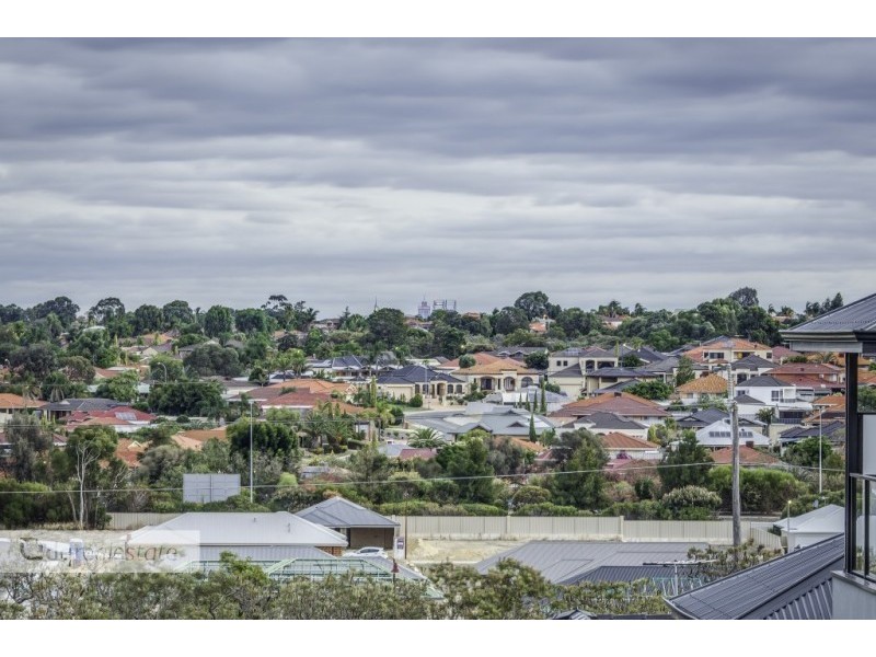 5 Whalan Road, Landsdale WA 6065