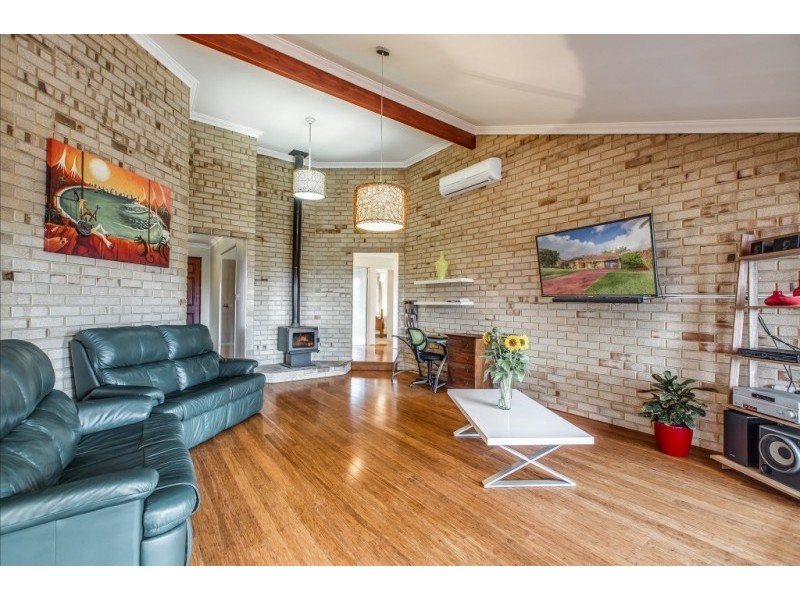 54 Westhaven Drive, Woodvale WA 6026