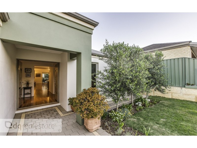 16 Hersey Parkway, Landsdale WA 6065