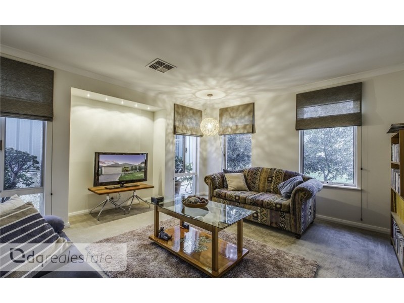 16 Hersey Parkway, Landsdale WA 6065