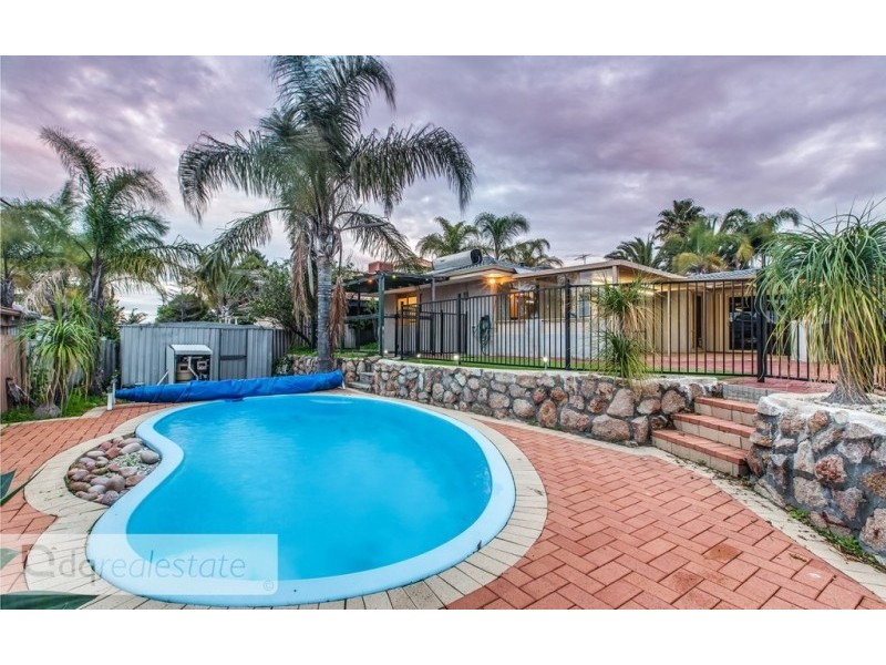 30 Cromwell Road, Alexander Heights WA 6064