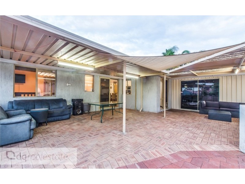 30 Cromwell Road, Alexander Heights WA 6064