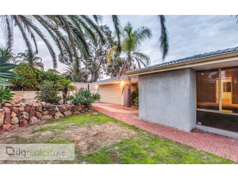 30 Cromwell Road, Alexander Heights WA 6064