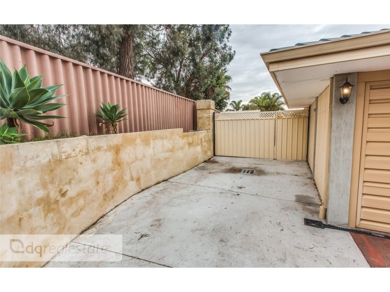 30 Cromwell Road, Alexander Heights WA 6064