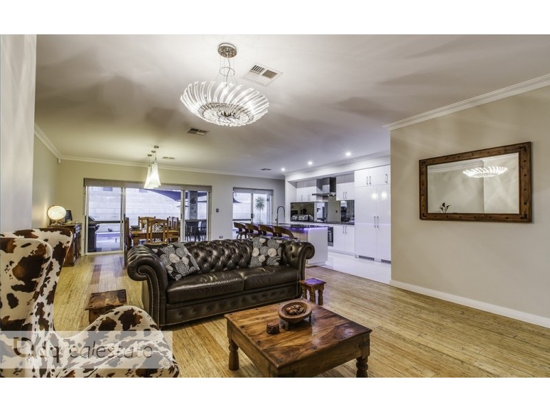 2 Anneen Link, Landsdale WA 6065