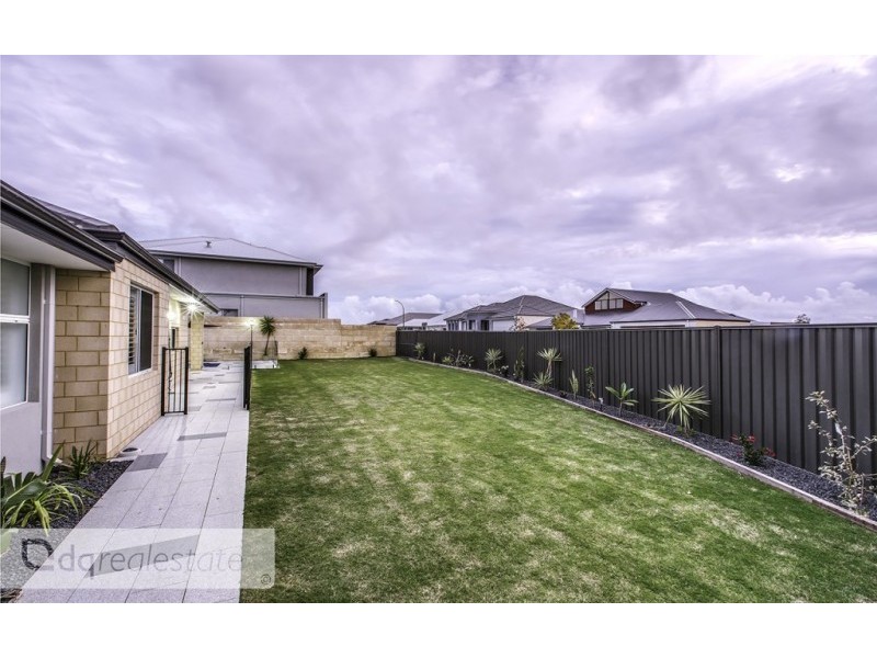 2 Anneen Link, Landsdale WA 6065