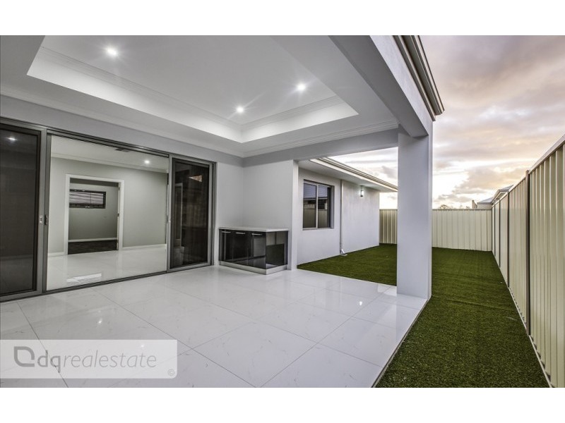 36 Jardins Grove, Landsdale WA 6065