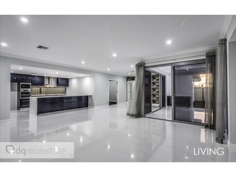 36 Jardins Grove, Landsdale WA 6065