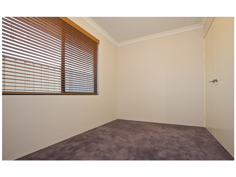 B/60 Moscow Retreat, Hocking WA 6065