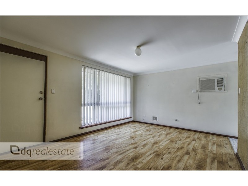 11 Mundi Place, Wanneroo WA 6065