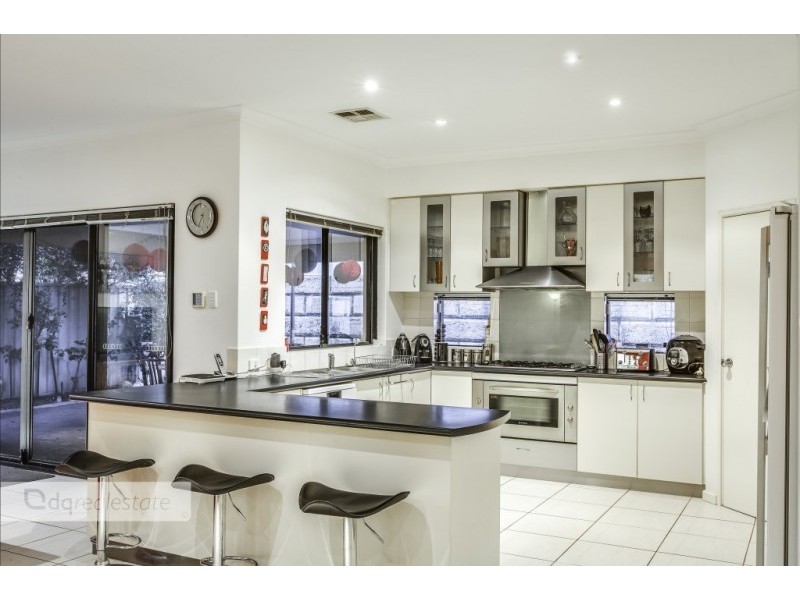 10 Lavender Chase, Darch WA 6065