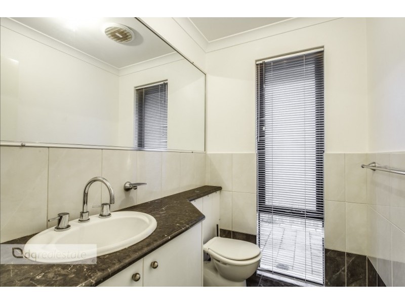 10 Lavender Chase, Darch WA 6065