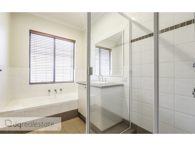 17 Russell Road, Madeley WA 6065