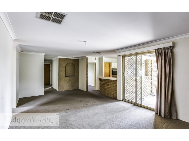 16 Jacaranda Drive, Ballajura WA 6066