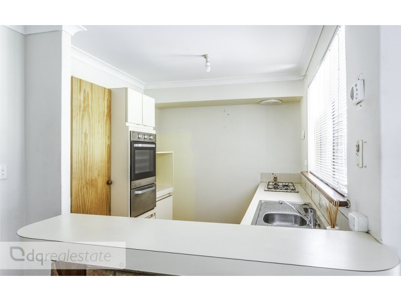 16 Jacaranda Drive, Ballajura WA 6066