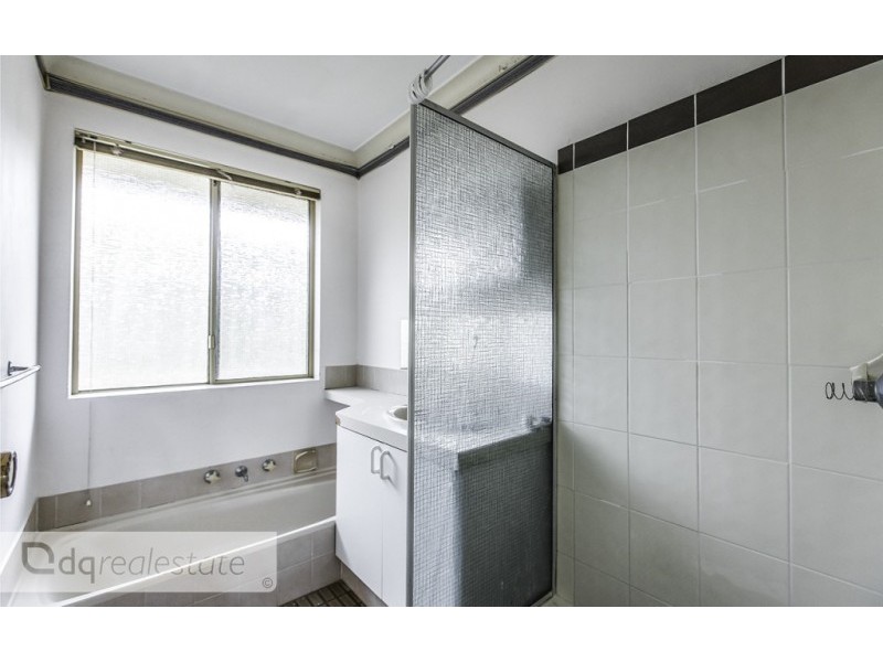 16 Jacaranda Drive, Ballajura WA 6066