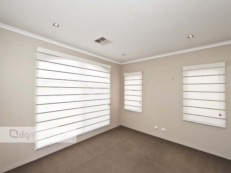 26 Jindalee Boulevard, Jindalee WA 6036