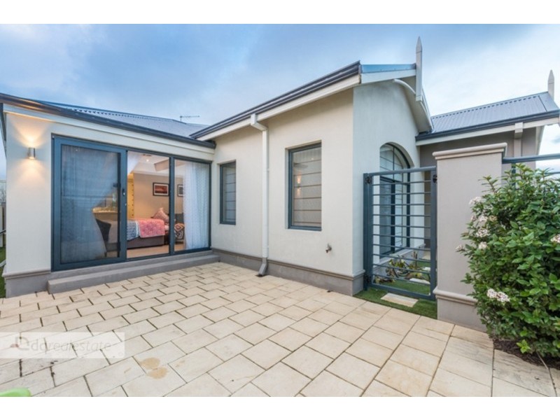 26 Jindalee Boulevard, Jindalee WA 6036