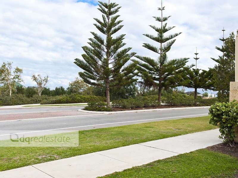 26 Jindalee Boulevard, Jindalee WA 6036
