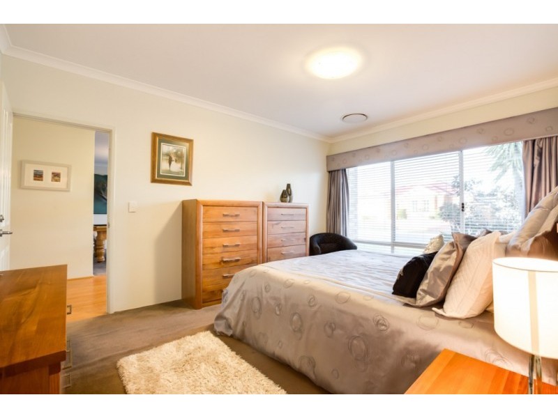 9 Craighall Turn, Madeley WA 6065