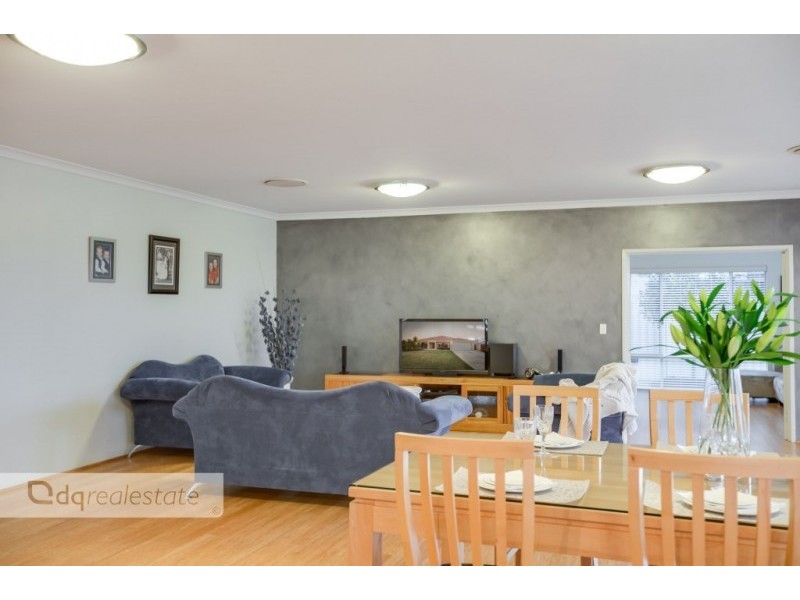 9 Craighall Turn, Madeley WA 6065