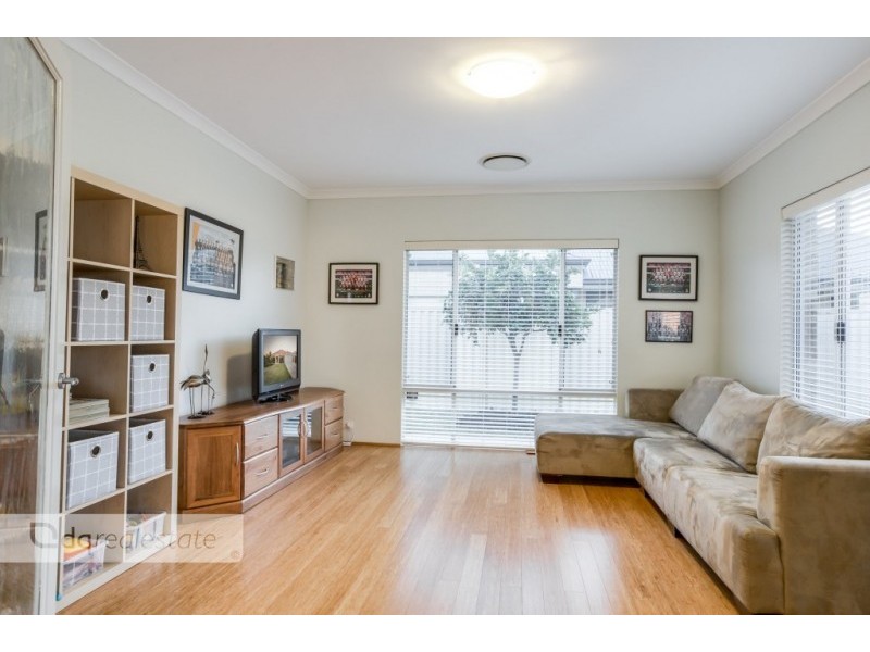 9 Craighall Turn, Madeley WA 6065