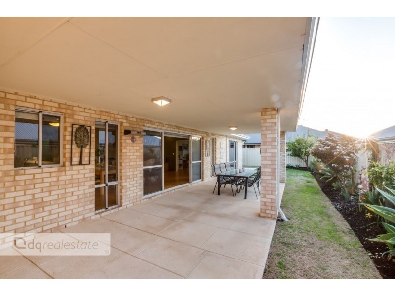 9 Craighall Turn, Madeley WA 6065