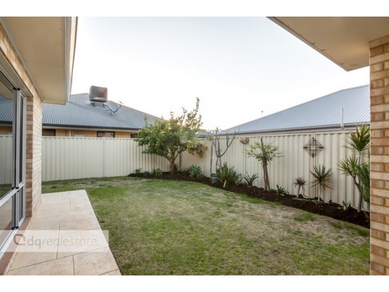 9 Craighall Turn, Madeley WA 6065