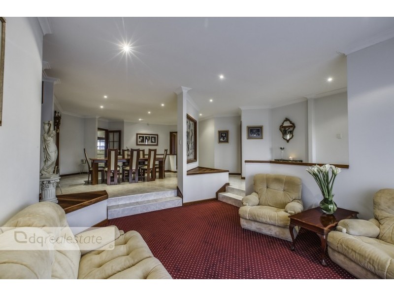 8 Solus Cove, Woodvale WA 6026