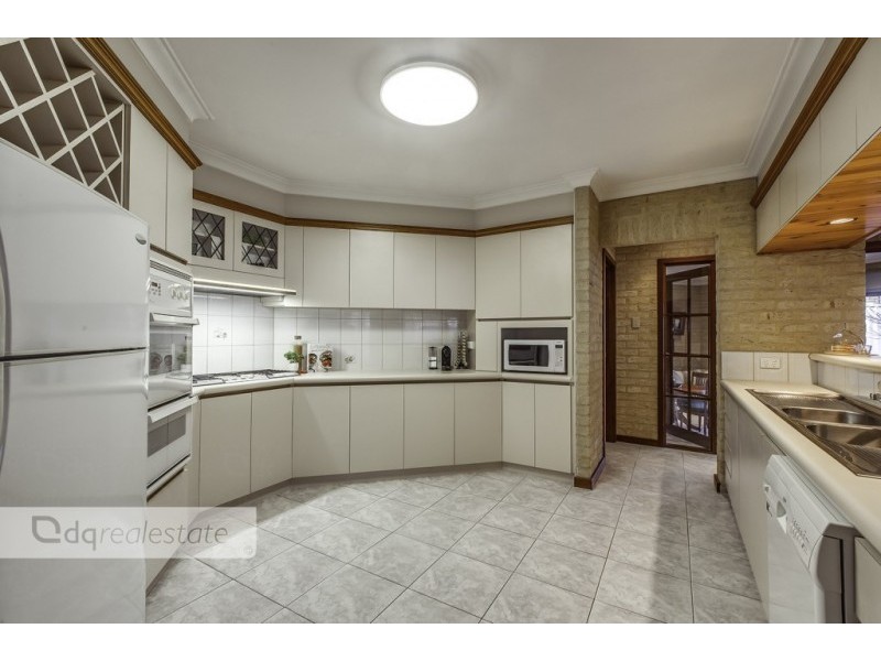 8 Solus Cove, Woodvale WA 6026