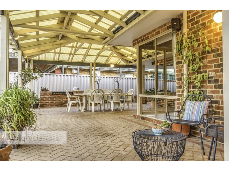 8 Solus Cove, Woodvale WA 6026