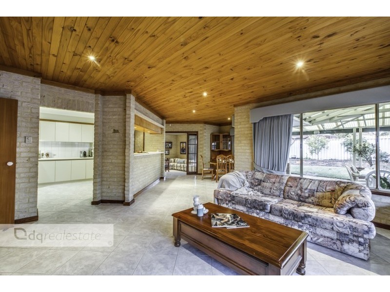 8 Solus Cove, Woodvale WA 6026