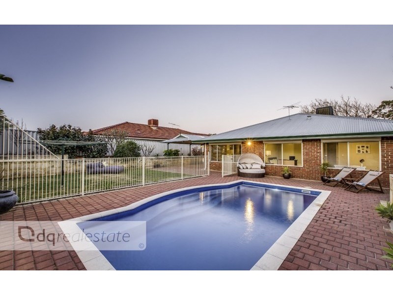 103 Timberlane Drive, Woodvale WA 6026