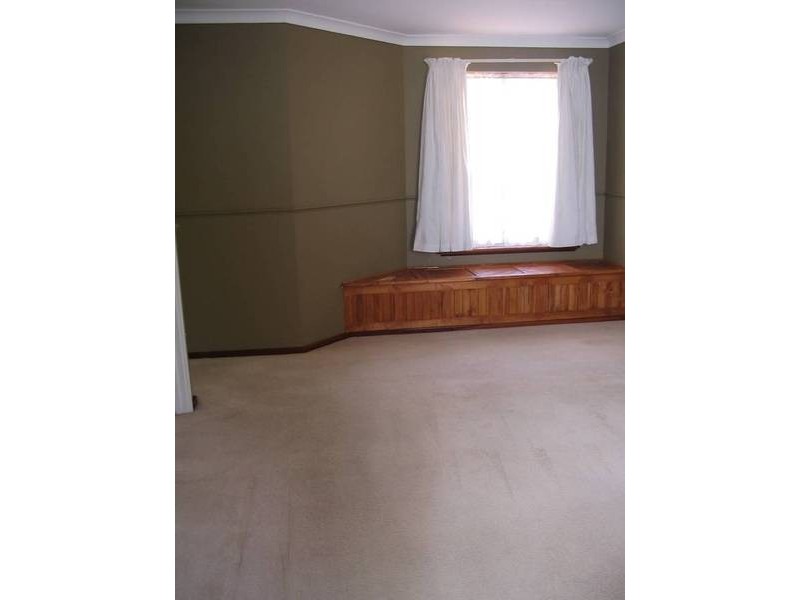 15 Bindoo RISE, Woodvale WA 6026