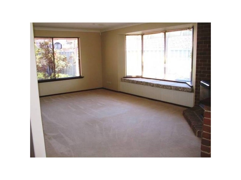 15 Bindoo RISE, Woodvale WA 6026