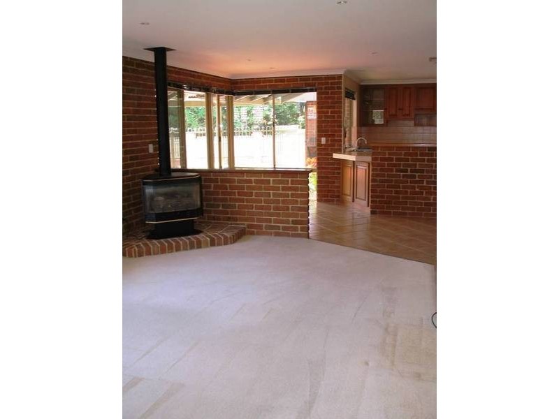 15 Bindoo RISE, Woodvale WA 6026