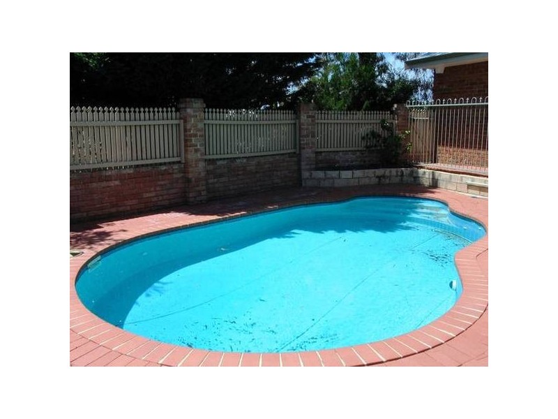 15 Bindoo RISE, Woodvale WA 6026