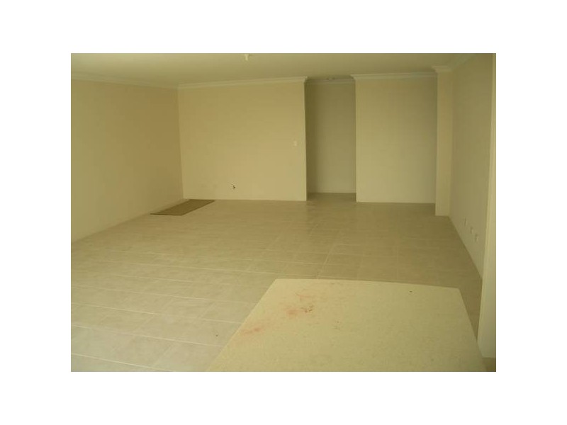 Veronese Pass, Tapping WA 6065