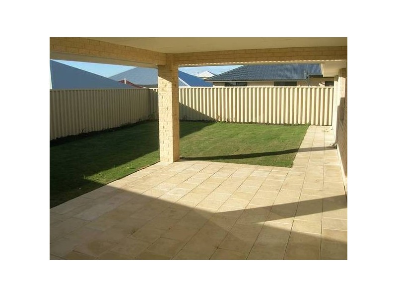 Veronese Pass, Tapping WA 6065