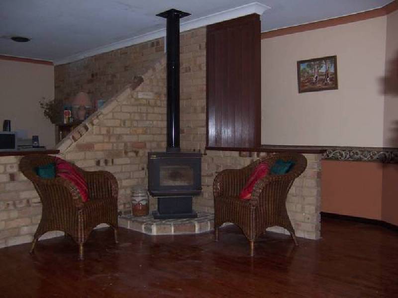 18 Richardson Court, Woodvale WA 6026