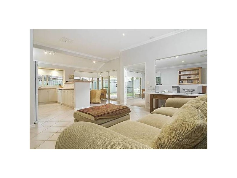 39 Monterey Drive, Woodvale WA 6026