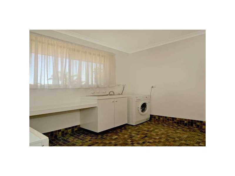 Lalina Way, Wanneroo WA 6065