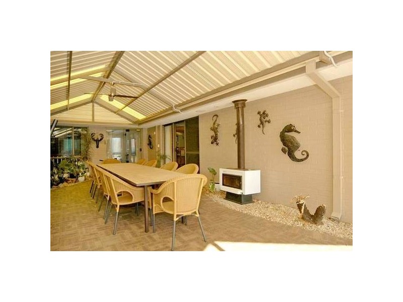 Lalina Way, Wanneroo WA 6065